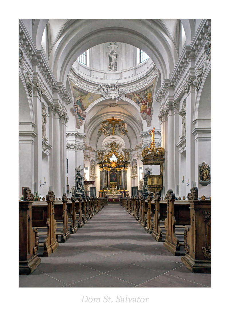 Dom St. Salvator zu Fulda " Blick zum Hochchor..."