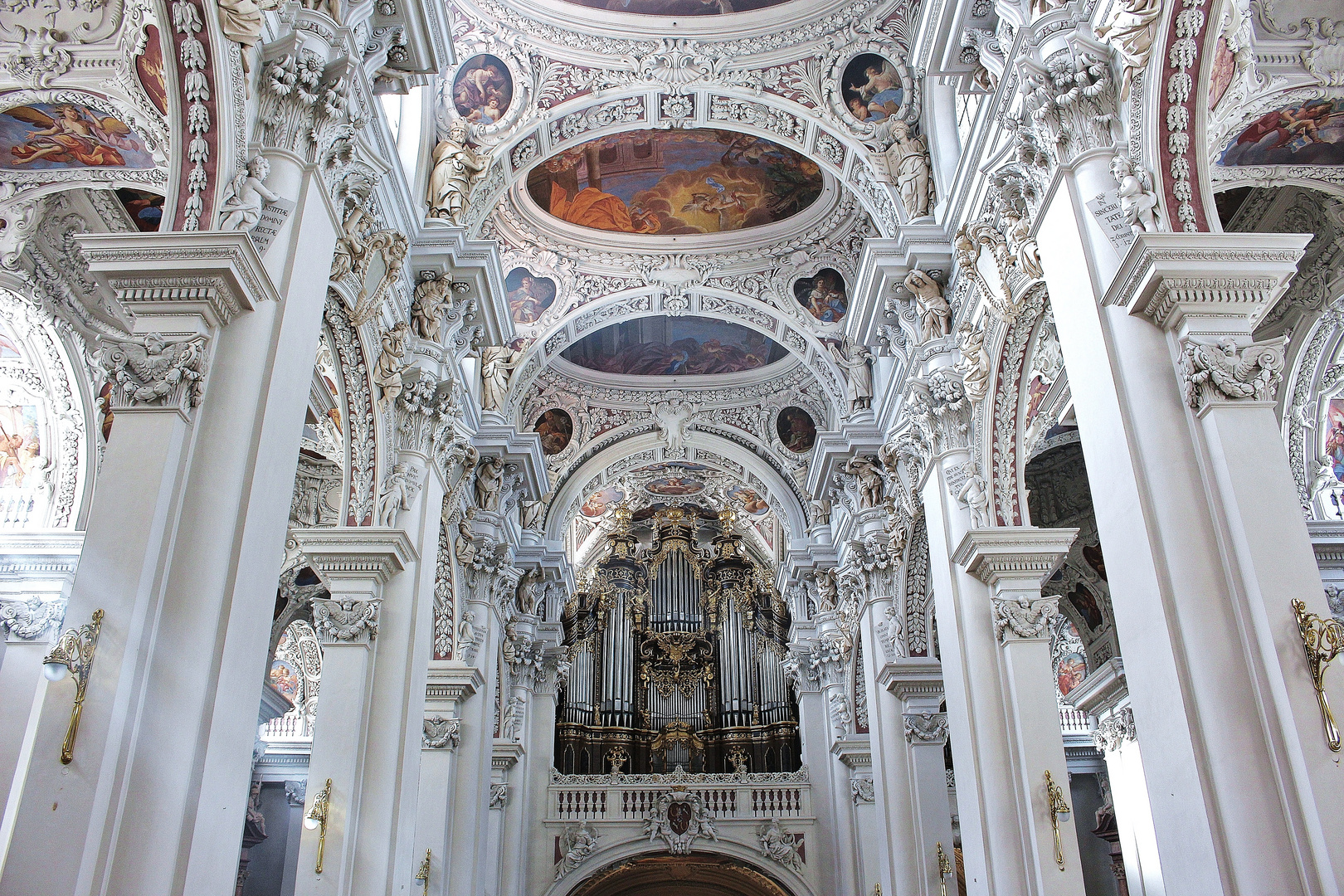 Dom St. Stephan in Passau, Orgel