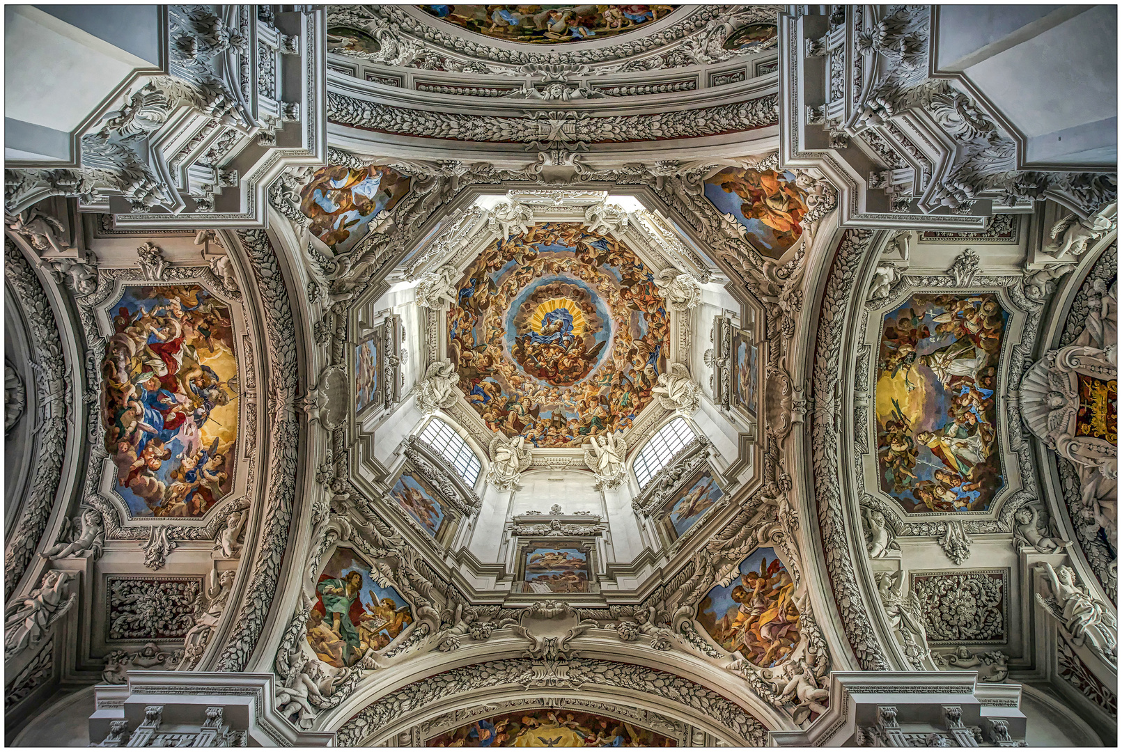 Dom St. Stephan -Passau " der Blick nach Oben, aus meiner Sicht...."