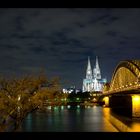 Dom und Bahnbrücke