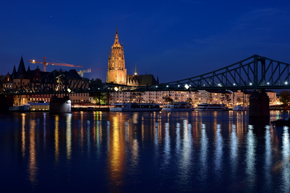 Dom und Brücke