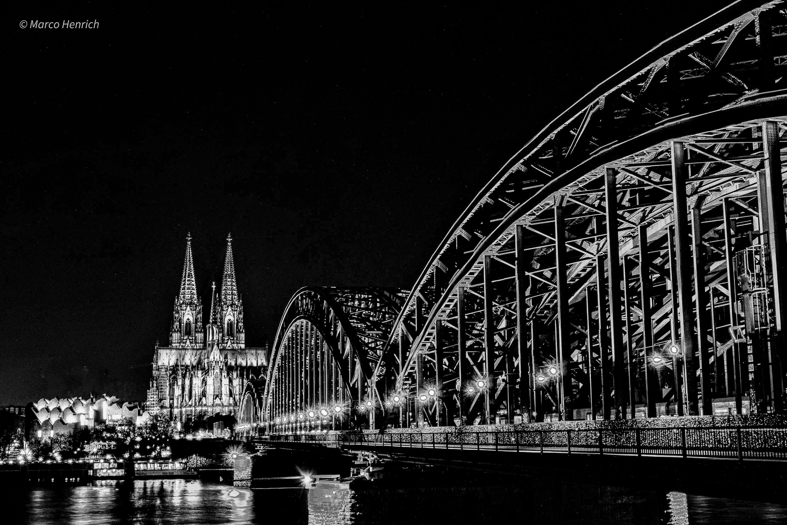 Dom und Brücke