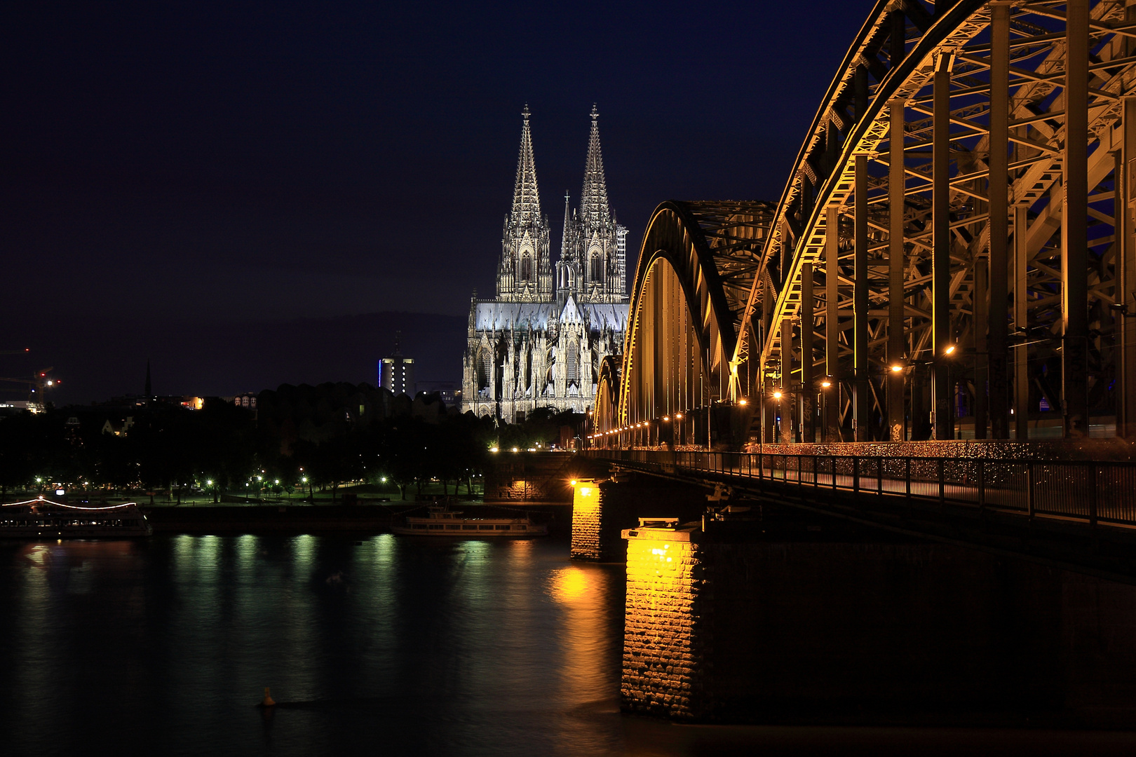 Dom und Hohenzollernbrücke 2