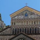 Dom von Amalfi  mit Burgruine Torre dello Ziro im Hintergrund