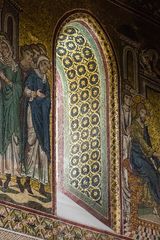 Dom von Monreale: Fenster und Mosaiken der Nordwand des Mittelschiffs (Detail)