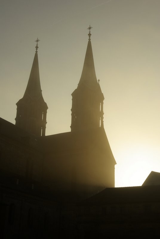 Dom zu Bamberg im Nebel