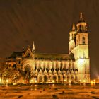 Dom zu Magdeburg im Nachtglanz in der Osternacht