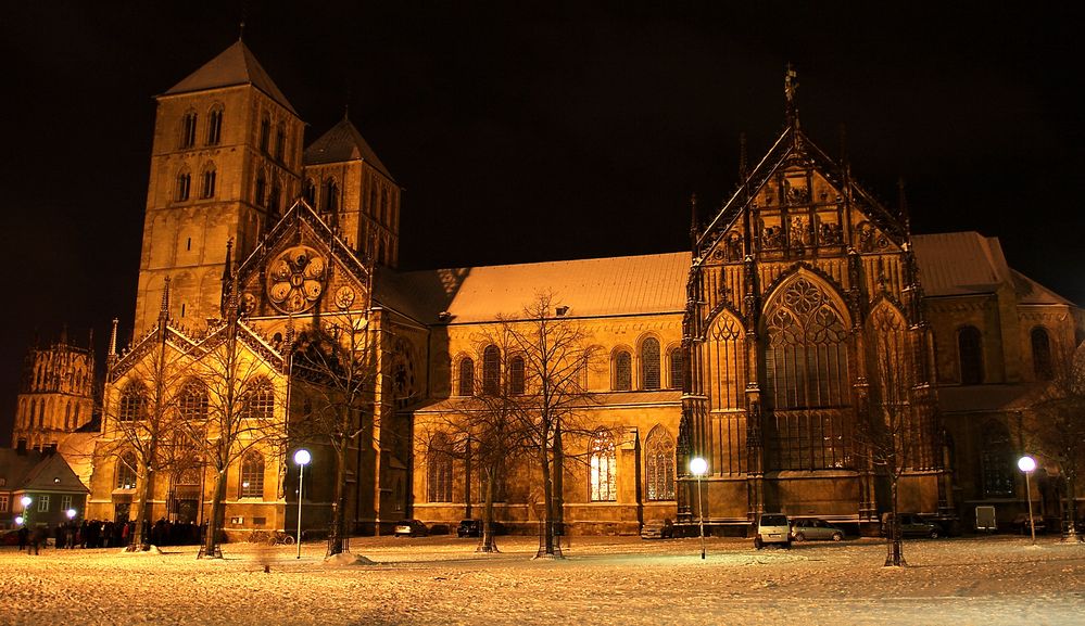 Dom zu Münster by Torben Weinem 