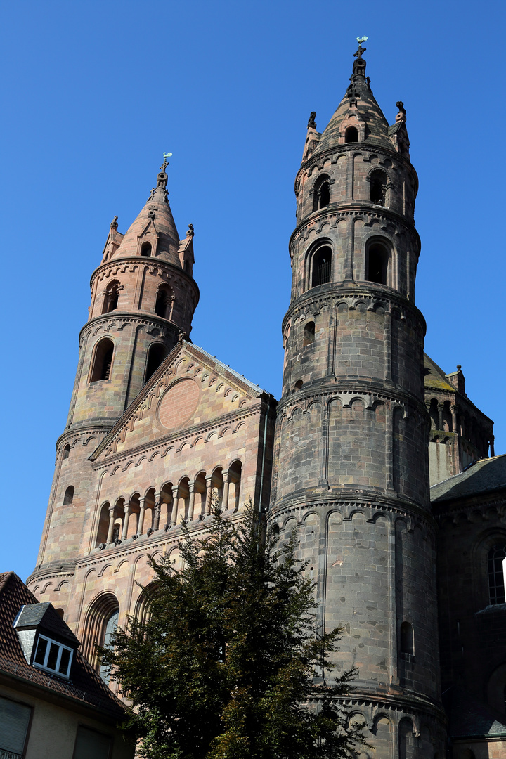 Dom zu Worms, Blick vom Neumarkt