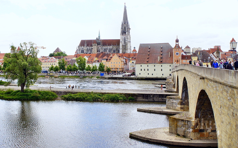 Domblick mit Steinerner Brücke