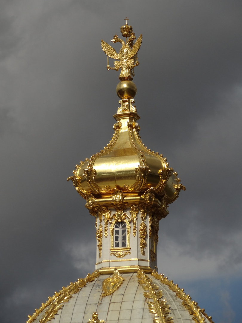 Dome - Peterhof, Sampetersburgo, Rússia