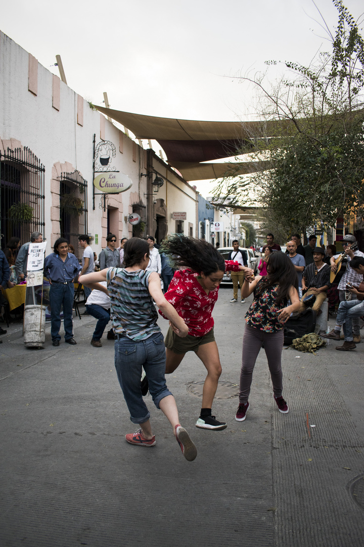 Domingo en el barrio antiguo