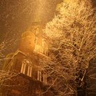Domkirche bei Nacht im Schneefall