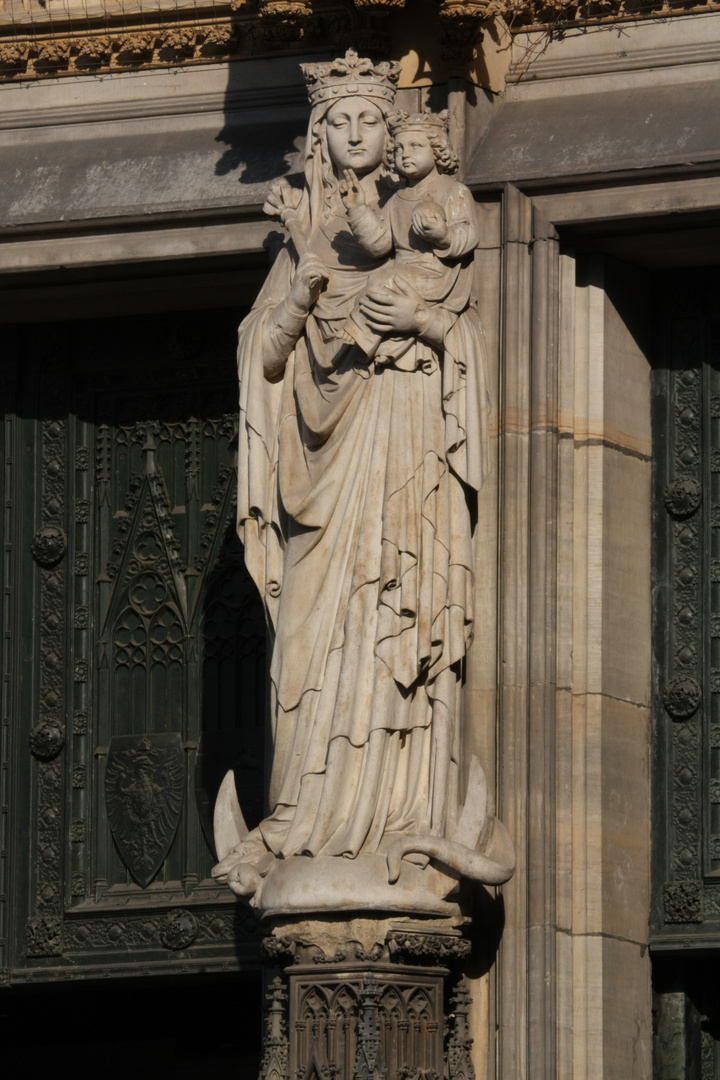 Domkirche St. Peter und Maria in Köln - Namensgeberin