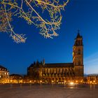 Domplatz zur blauen Stunde