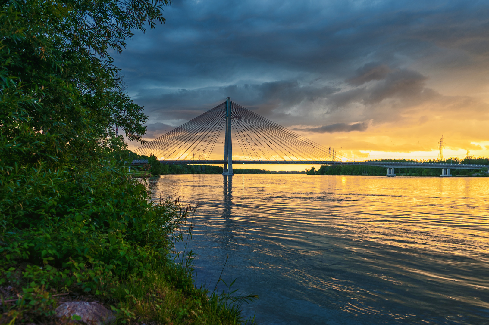 Donau bei Tulln mit Rosenbrücke