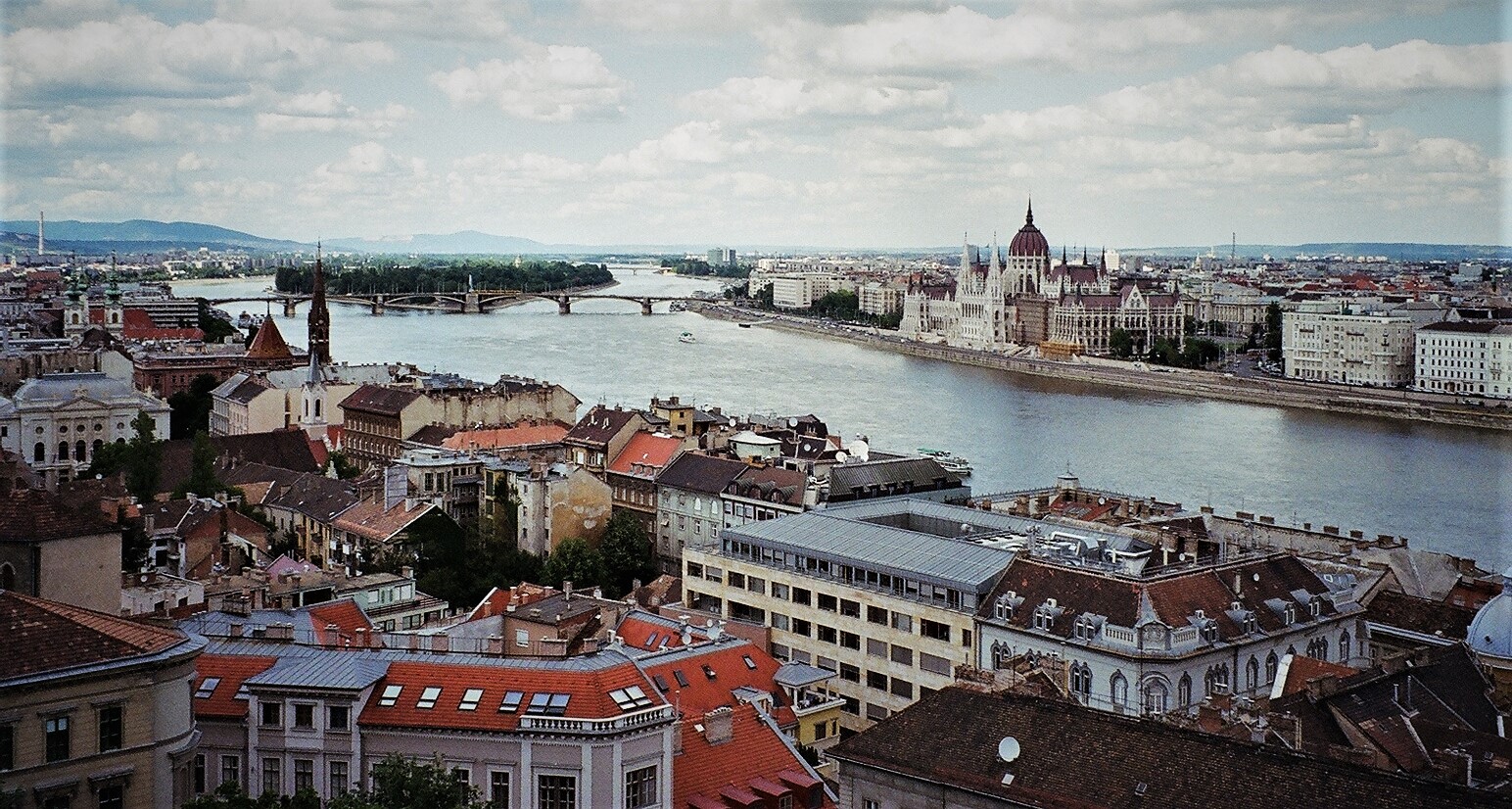 DONAU - Blick hinüber  .. 