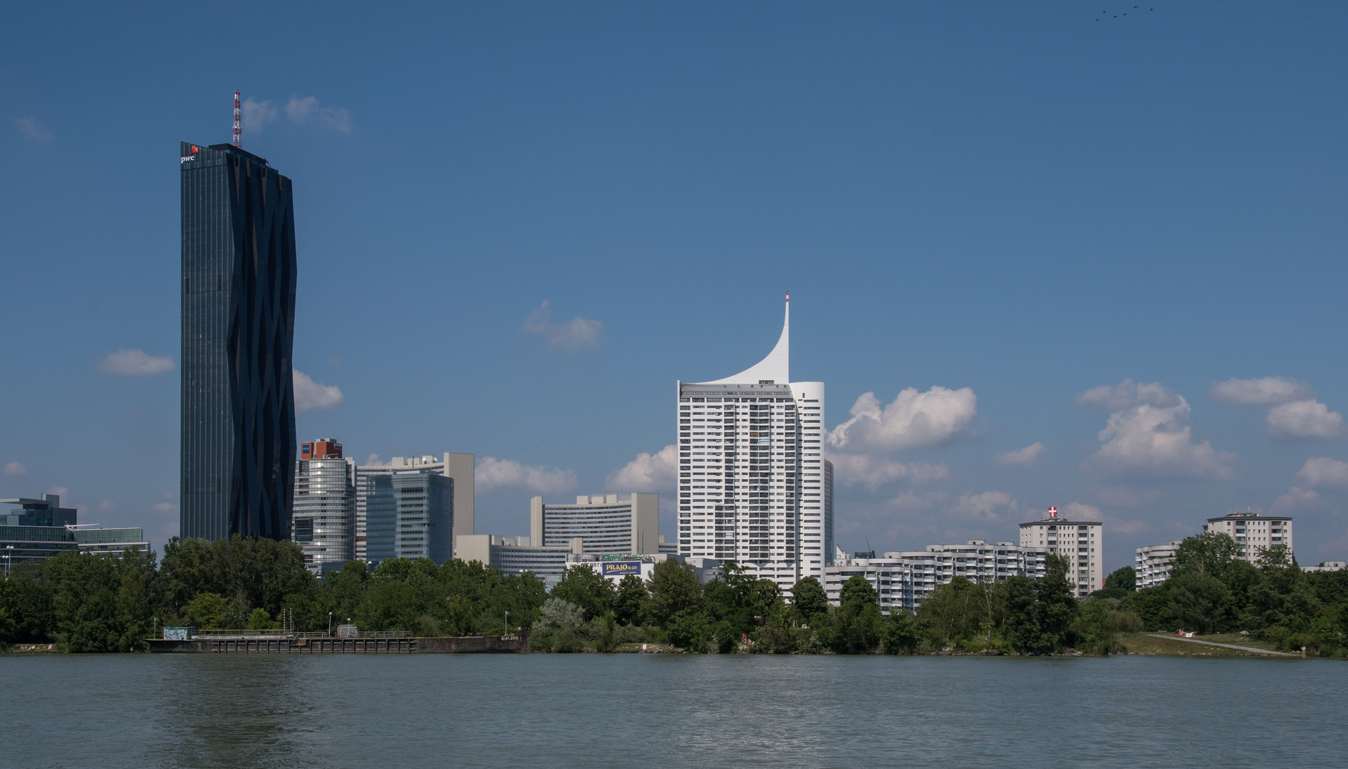 DONAU CITY