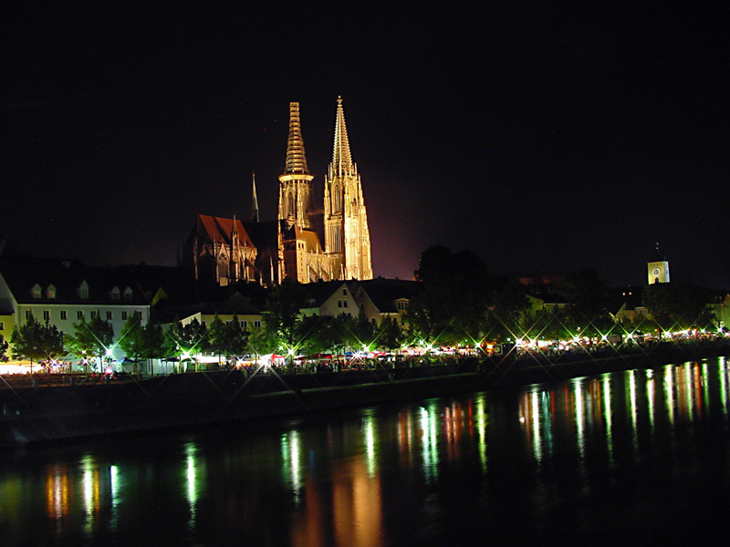 donau silouette mit dom