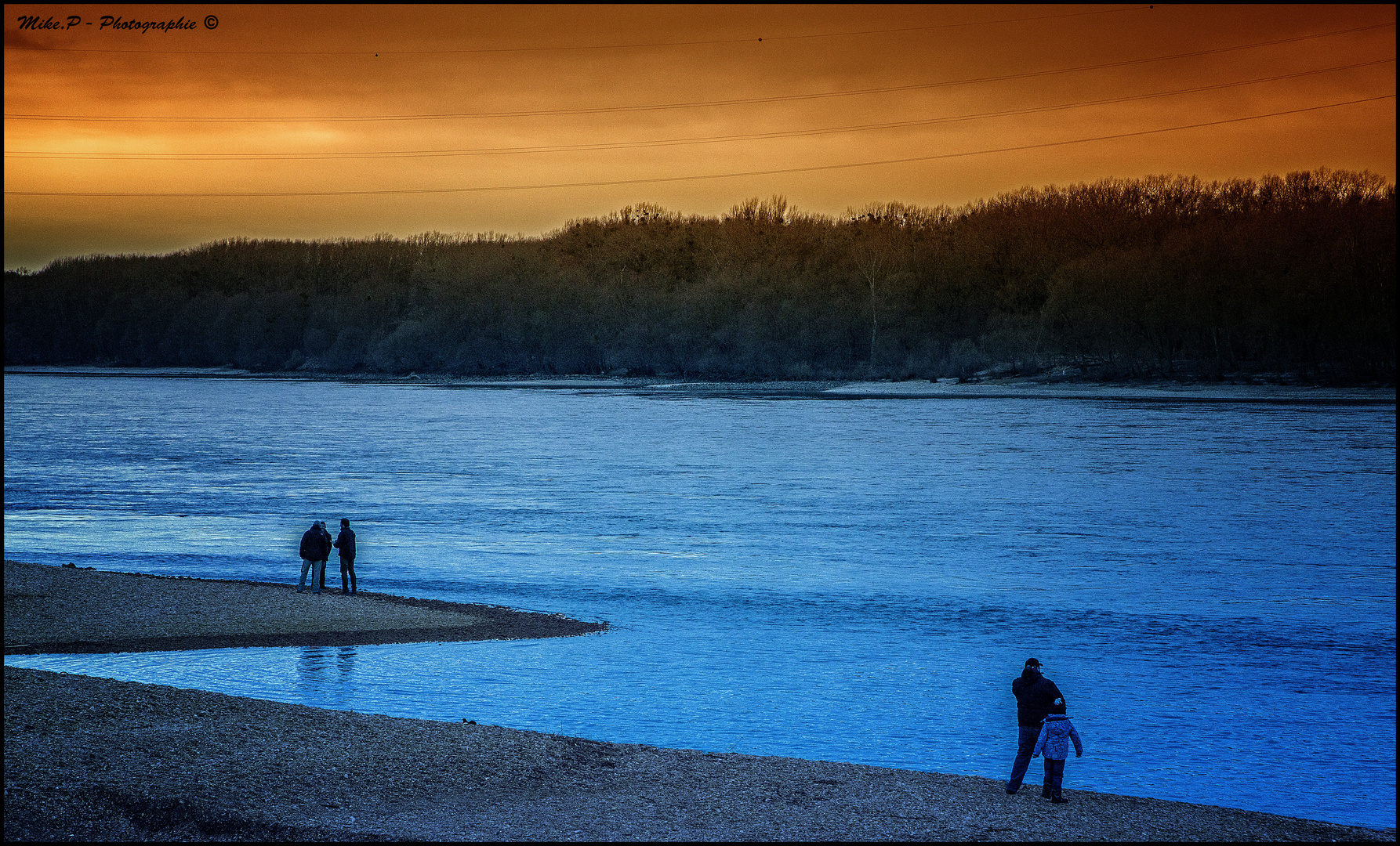 DONAU SONNENUNTERGANG