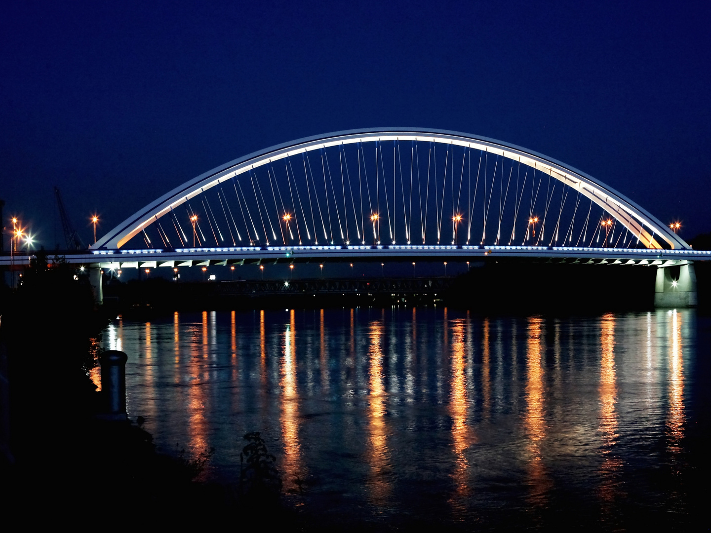 Donaubrücke in Pressburg (Bratislava, Slowakei)