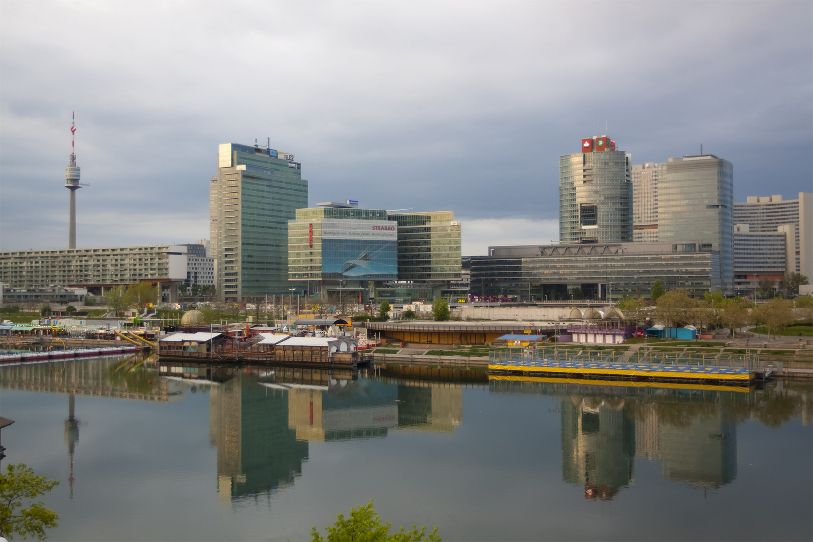 DonauCity Wien - Abendstimmung