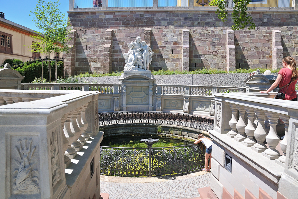 Donaueschingen An der Donauquelle (2) Foto & Bild deutschland