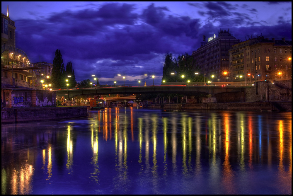 Donaukanal bei Nacht