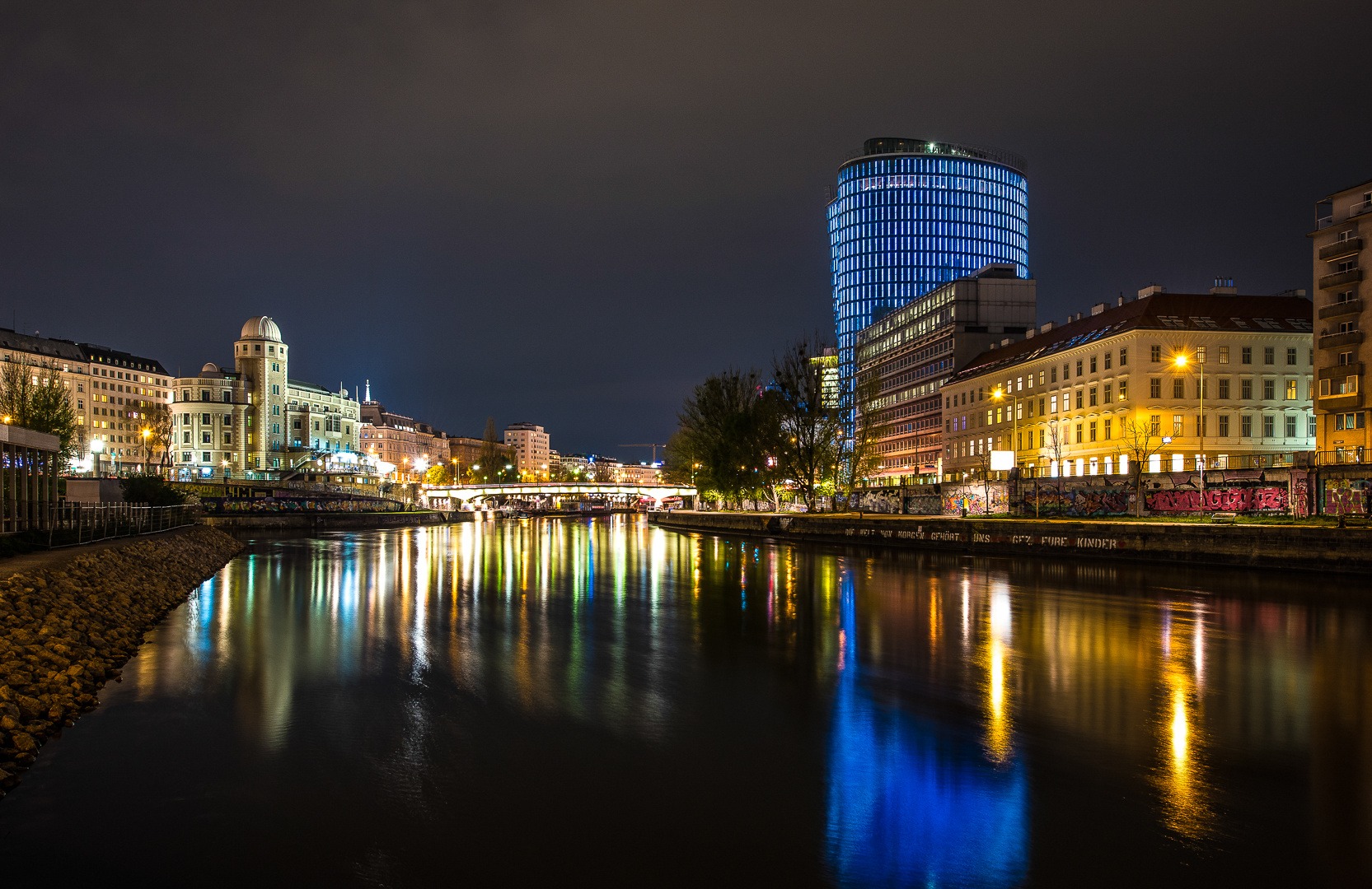 donaukanal bei nacht 