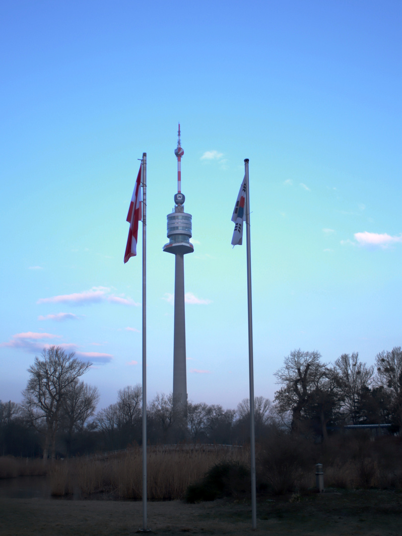 Donauturm zwischen Österreich und Südkorea