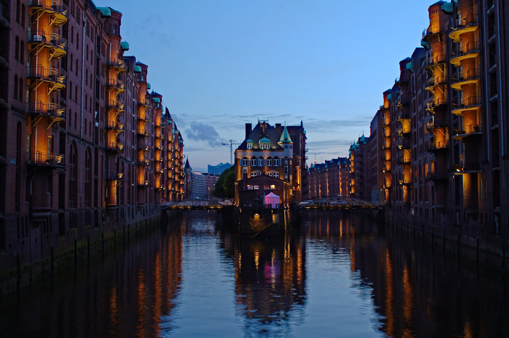 Done to Death - Hamburg Speicherstadt