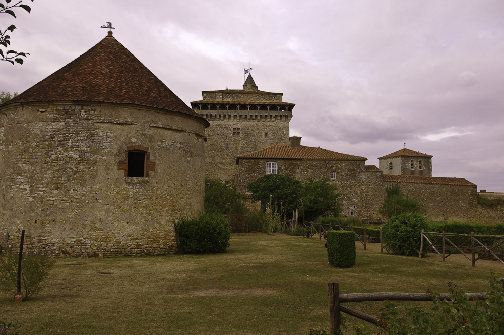 donjon de bazoges en pareds