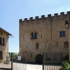 Donjon Lacataye, Place M de Navarre  --  Mont-de-Marsan  --  Lacataye Turm am M deNavarre Platz