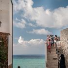 Donne sulla terrazza di Cefalù