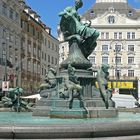 Donner-Brunnen auf dem Neuen Markt