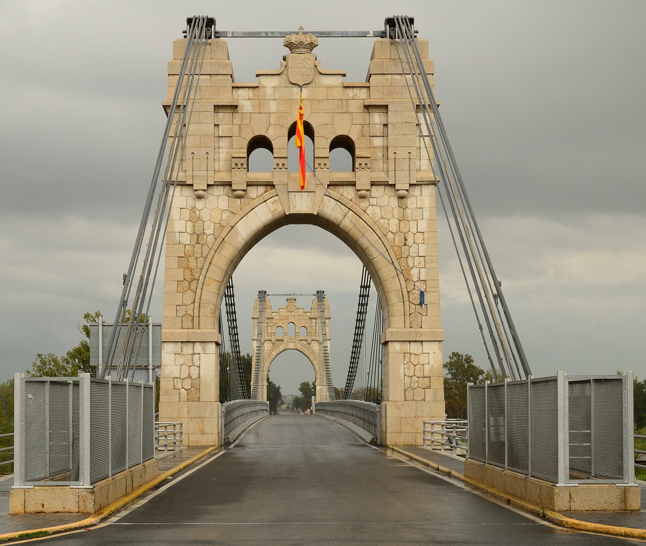 Donnerstag mit Durchblick,  Brücke über den Ebro Amposta (E)