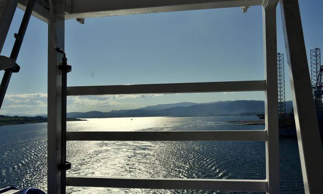 Donnerstag mit Durchblick / Donnerstag Wasser