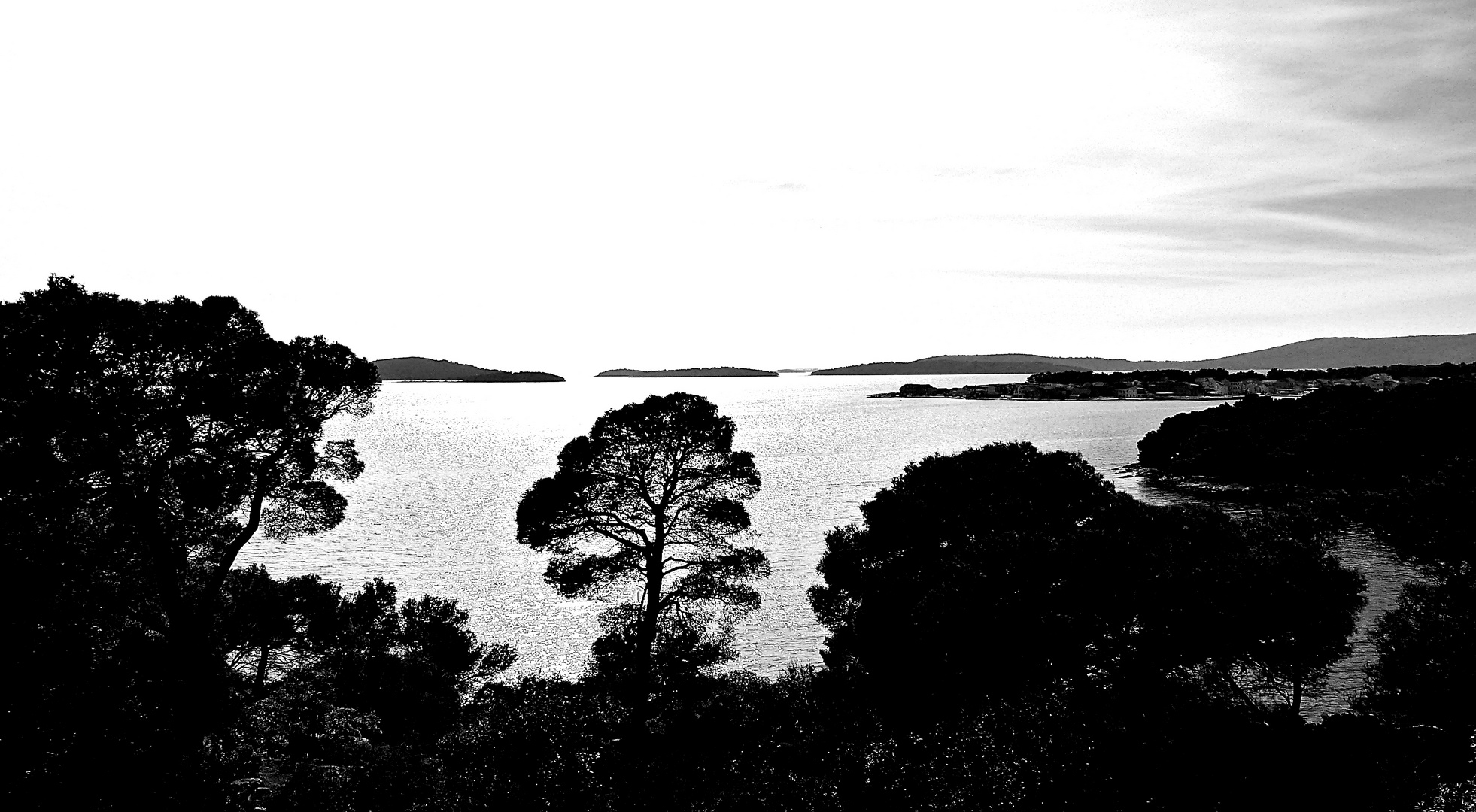Donnerstag mit Durchblick, Donnerstag-Wasser und Schwarzweißer Freitag in einem