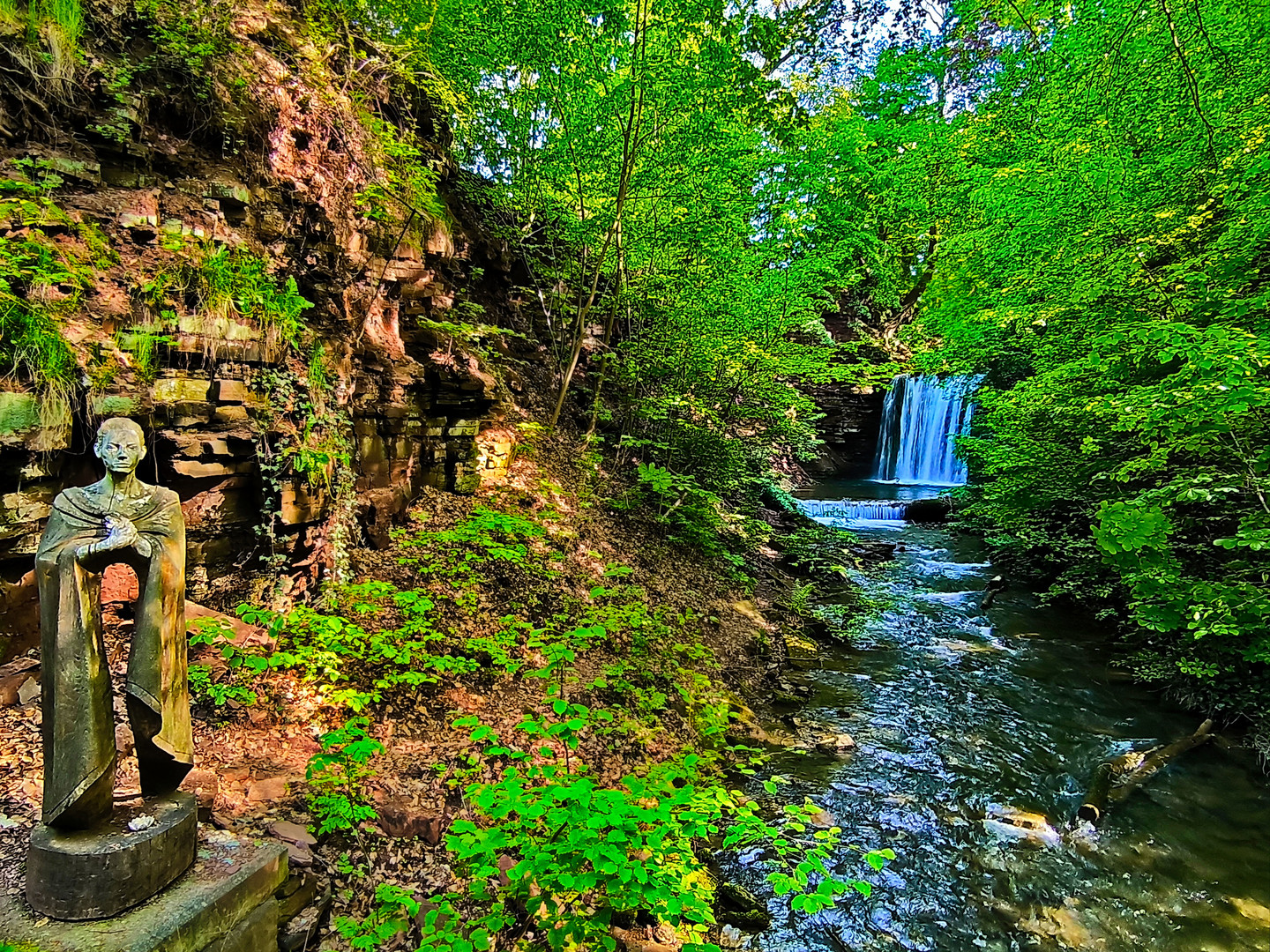 Donnerstag mit Wasser - Heinrich Heines Regentrude am Wasserfall