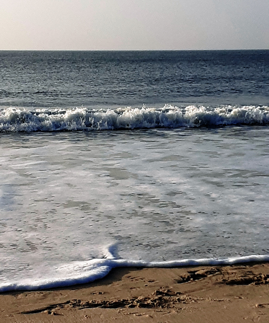 Donnerstag - Wasser - Wellen - Meer