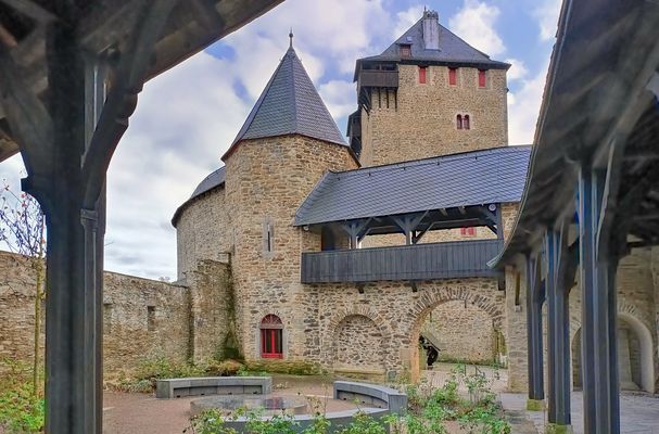 Donnerstag=Durchblick-(13.11.2025)