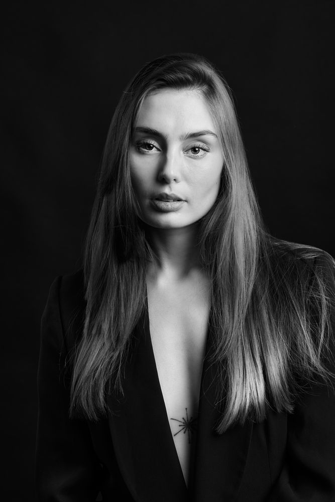 Don t Elude My View Foto Bild Portrait Portrait Frauen Studio don-t-elude-my-view-foto-bild-portrait-portrait-frauen-studio