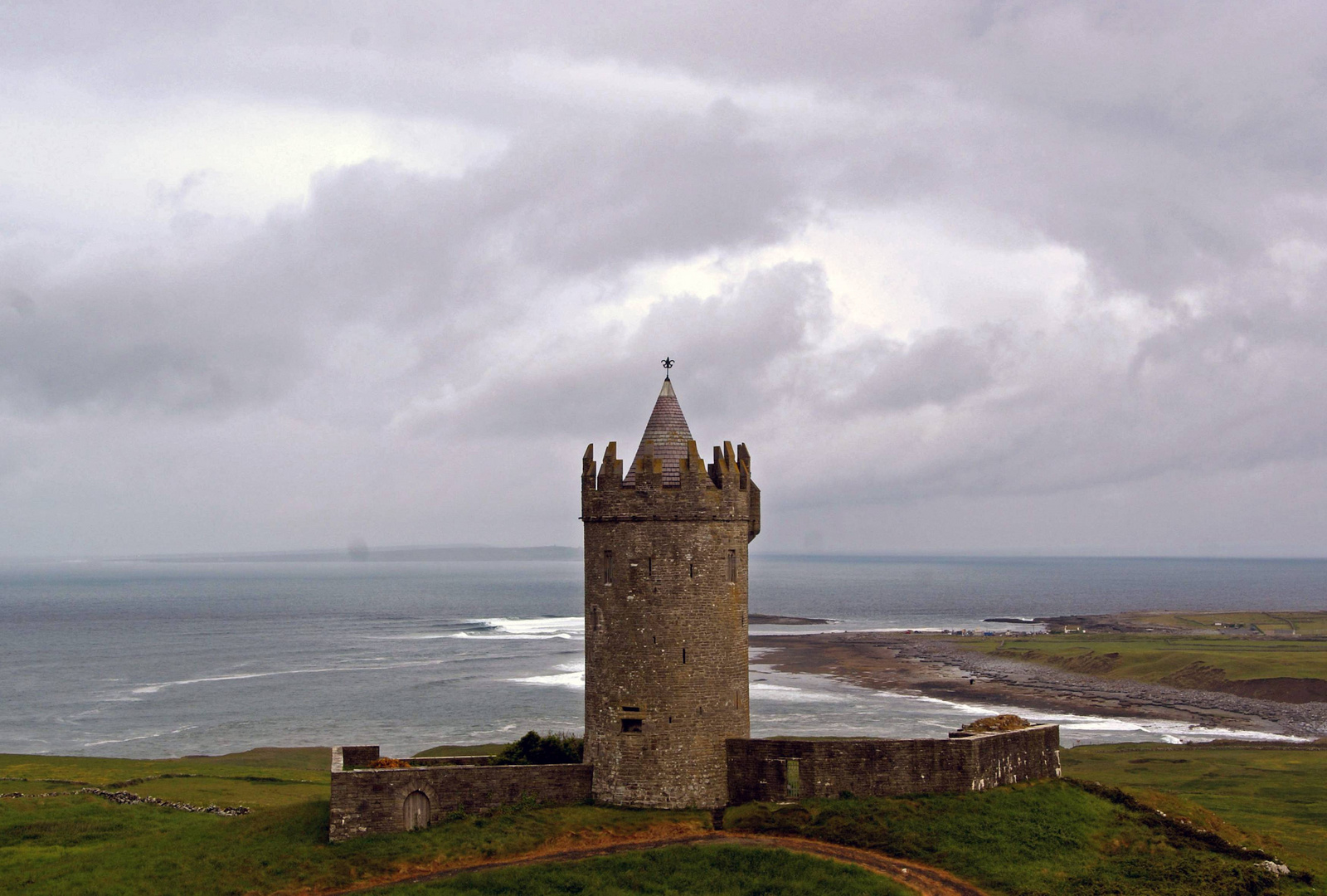 Doonagore Castle