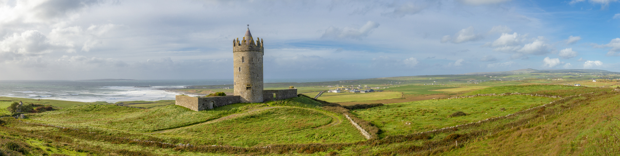 Doonagore Castle