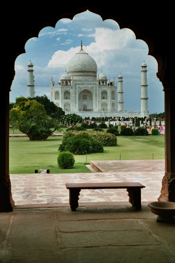 Door to Taj Mahal