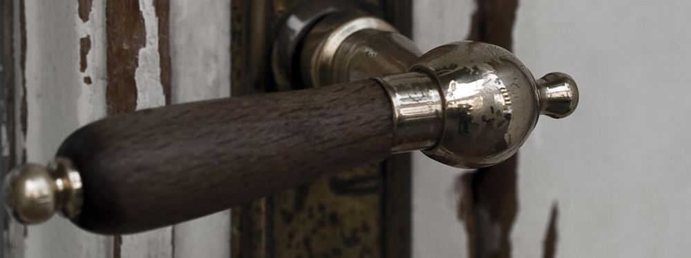 Doorhandle