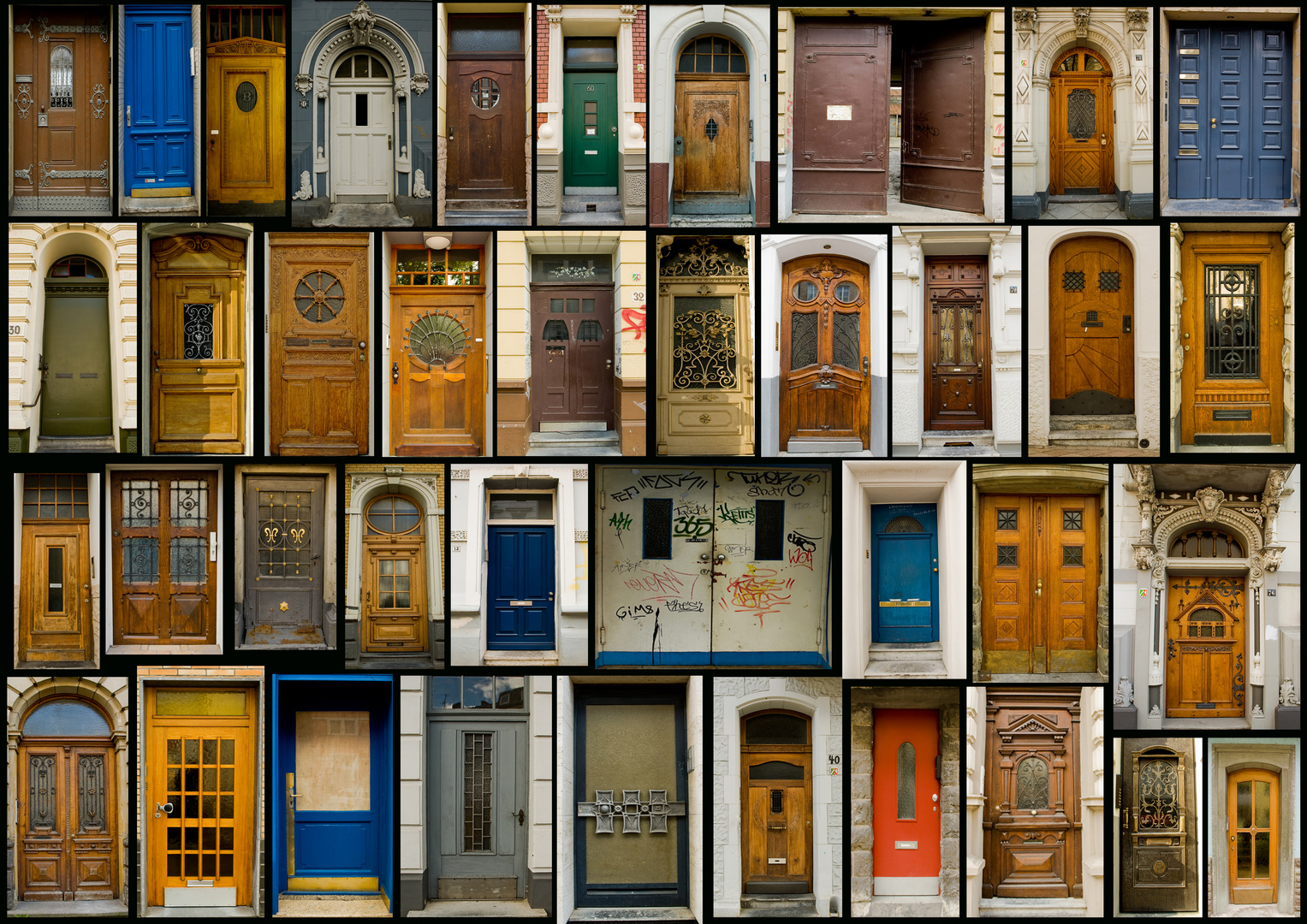 Doors of Aachen Frankenberger Viertel