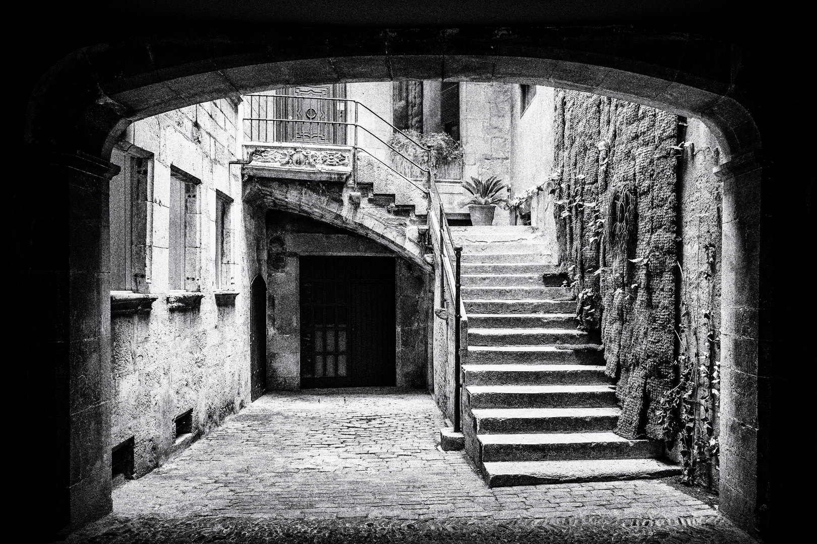 Doorways (b&w edit)