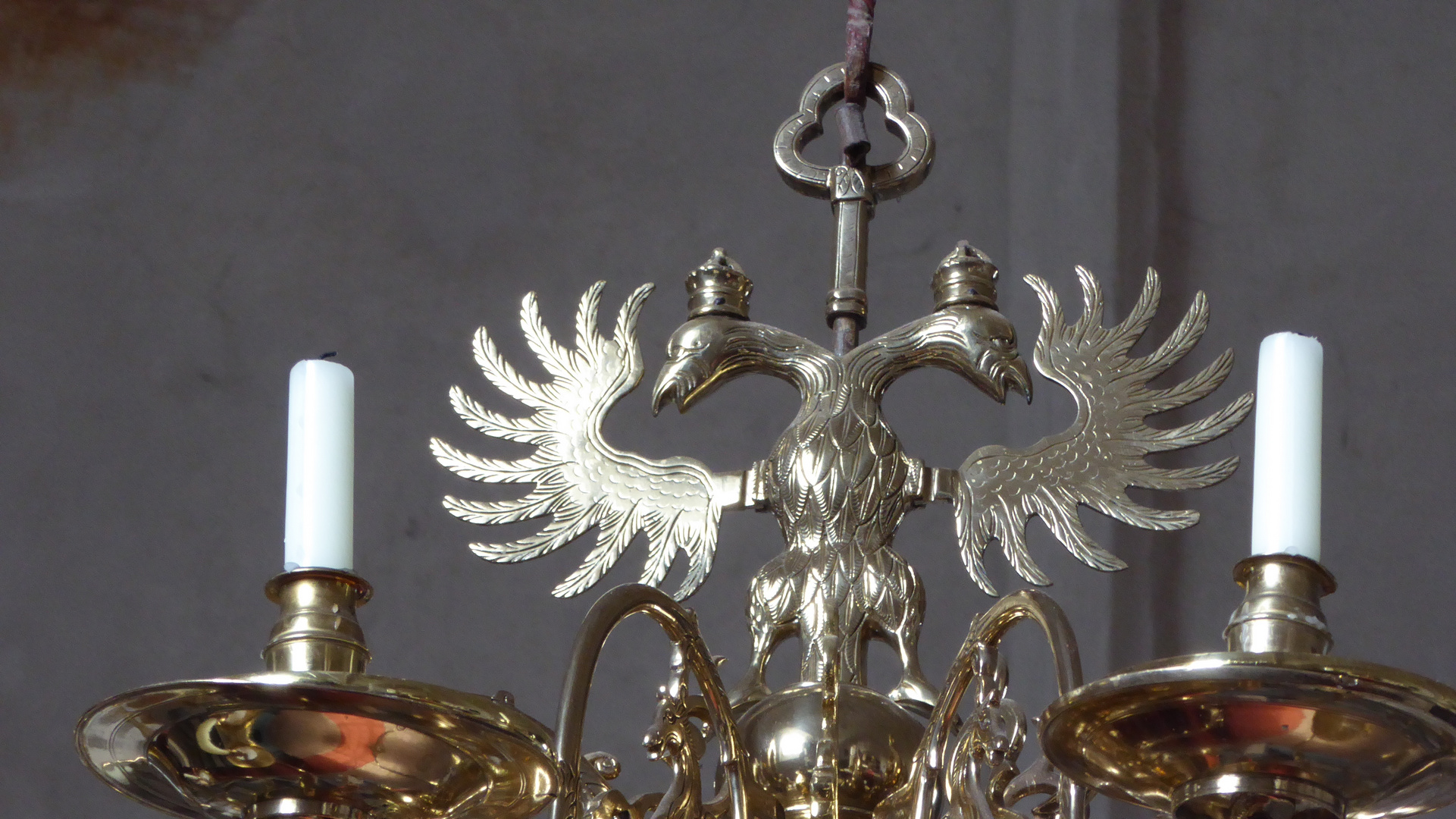 Doppeladler in einer Kirche auf der Insel Föhr