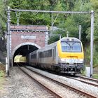 Doppeldeckerzug im Eisenbahntunnel von Goffontaine (B)